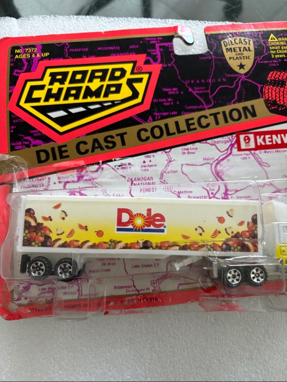 Dole Die-Cast Semi Trailer Toy - White/Yellow